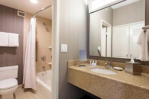 Courtyard by Marriott Rochester Brighton