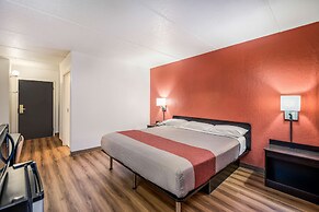 Motel 6 Henderson, TX