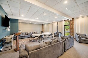 Motel 6 Henderson, TX