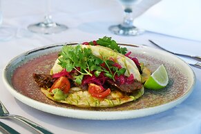 Hospitality Geraldton, SureStay Collection by Best Western