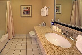 Courtyard by Marriott Hartford Cromwell