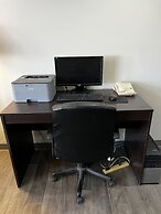 Days Inn by Wyndham Hays