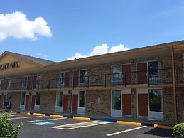 Quality Inn Manning I-95