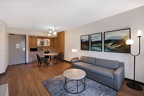 DoubleTree Suites by Hilton Raleigh - Durham