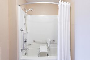 Days Inn by Wyndham Pittsburgh-Harmarville