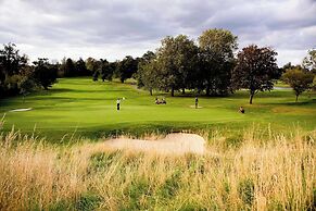 Hanbury Manor Marriott Hotel & Country Club