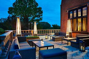 Hanbury Manor Marriott Hotel & Country Club