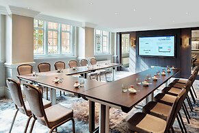 Hanbury Manor Marriott Hotel & Country Club