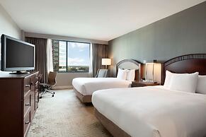 Hilton East Brunswick Hotel & Executive Meeting Center