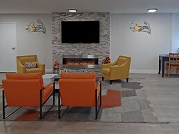 Clarion Pointe Evansville North