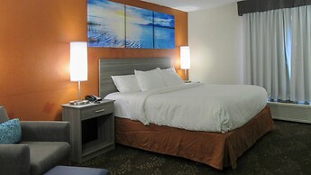 Clarion Pointe Evansville North