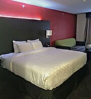 Clarion Pointe Evansville North