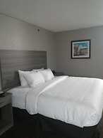 Clarion Pointe Evansville North