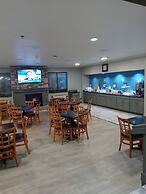 Clarion Pointe Evansville North