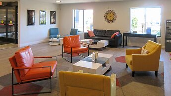 Clarion Pointe Evansville North