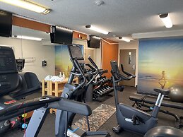 Clarion Pointe Evansville North