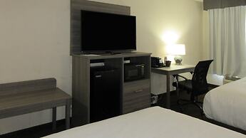 Clarion Pointe Evansville North