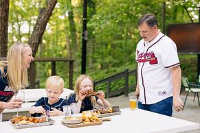 Crowne Plaza Atlanta Perimeter at Ravinia by IHG