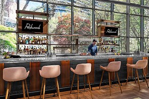 Crowne Plaza Atlanta Perimeter at Ravinia by IHG