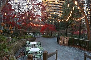 Crowne Plaza Atlanta Perimeter at Ravinia by IHG