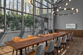 Crowne Plaza Atlanta Perimeter at Ravinia by IHG