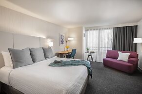 Crowne Plaza Atlanta Perimeter at Ravinia by IHG