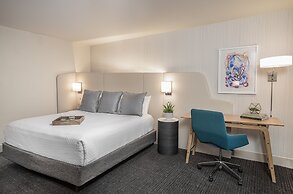 Crowne Plaza Atlanta Perimeter at Ravinia by IHG