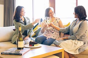 Crowne Plaza Atlanta Perimeter at Ravinia by IHG