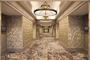 Crowne Plaza Atlanta Perimeter at Ravinia by IHG