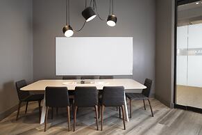 Crowne Plaza Atlanta Perimeter at Ravinia by IHG