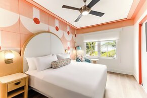 Waldorf Towers South Beach