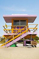 Waldorf Towers South Beach