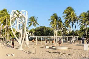 Waldorf Towers South Beach