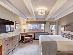 The Lodge at Vail, A RockResort