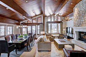 The Lodge at Vail, A RockResort