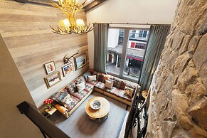 The Lodge at Vail, a RockResort by Vail Resorts