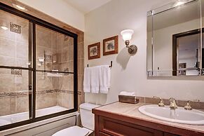 The Lodge at Vail, a RockResort by Vail Resorts