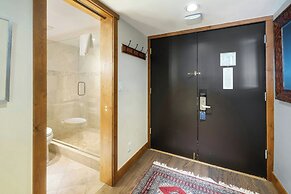 The Lodge at Vail, a RockResort by Vail Resorts