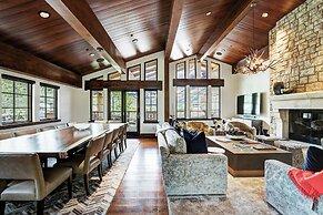 The Lodge at Vail, a RockResort by Vail Resorts