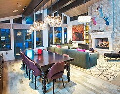 The Lodge at Vail, A RockResort