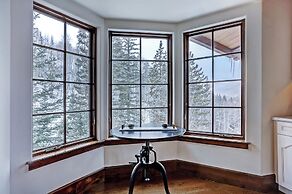 The Lodge at Vail, a RockResort by Vail Resorts
