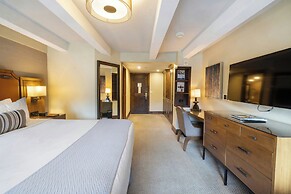 The Lodge at Vail, a RockResort by Vail Resorts