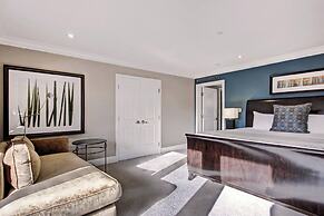 The Lodge at Vail, A RockResort