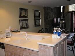 The Lodge at Vail, a RockResort by Vail Resorts