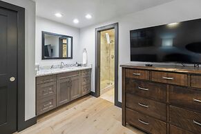 The Lodge at Vail, a RockResort by Vail Resorts