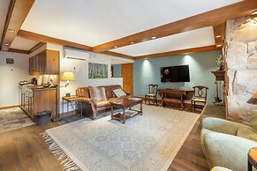The Lodge at Vail, a RockResort by Vail Resorts