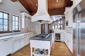 The Lodge at Vail, a RockResort by Vail Resorts