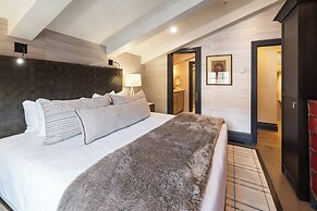The Lodge at Vail, a RockResort by Vail Resorts