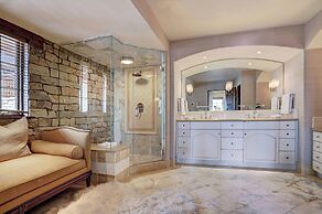 The Lodge at Vail, a RockResort by Vail Resorts