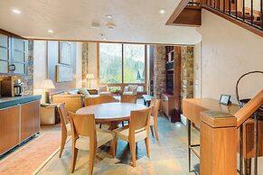The Lodge at Vail, a RockResort by Vail Resorts